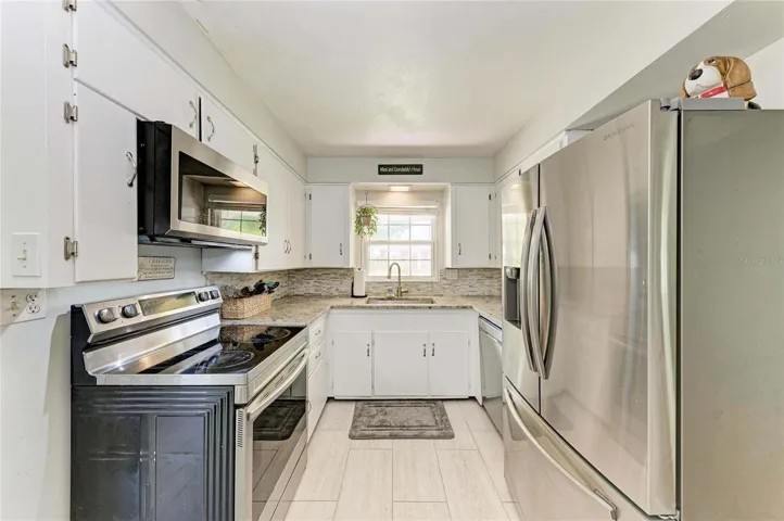 Kitchen - 02