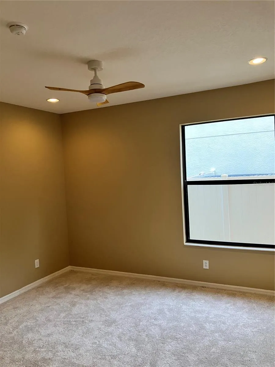 Bedroom Pic 3