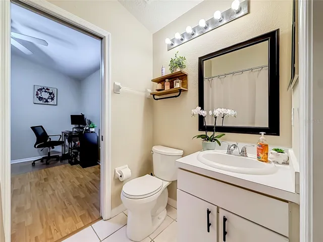 Second Jack and Jill bathroom