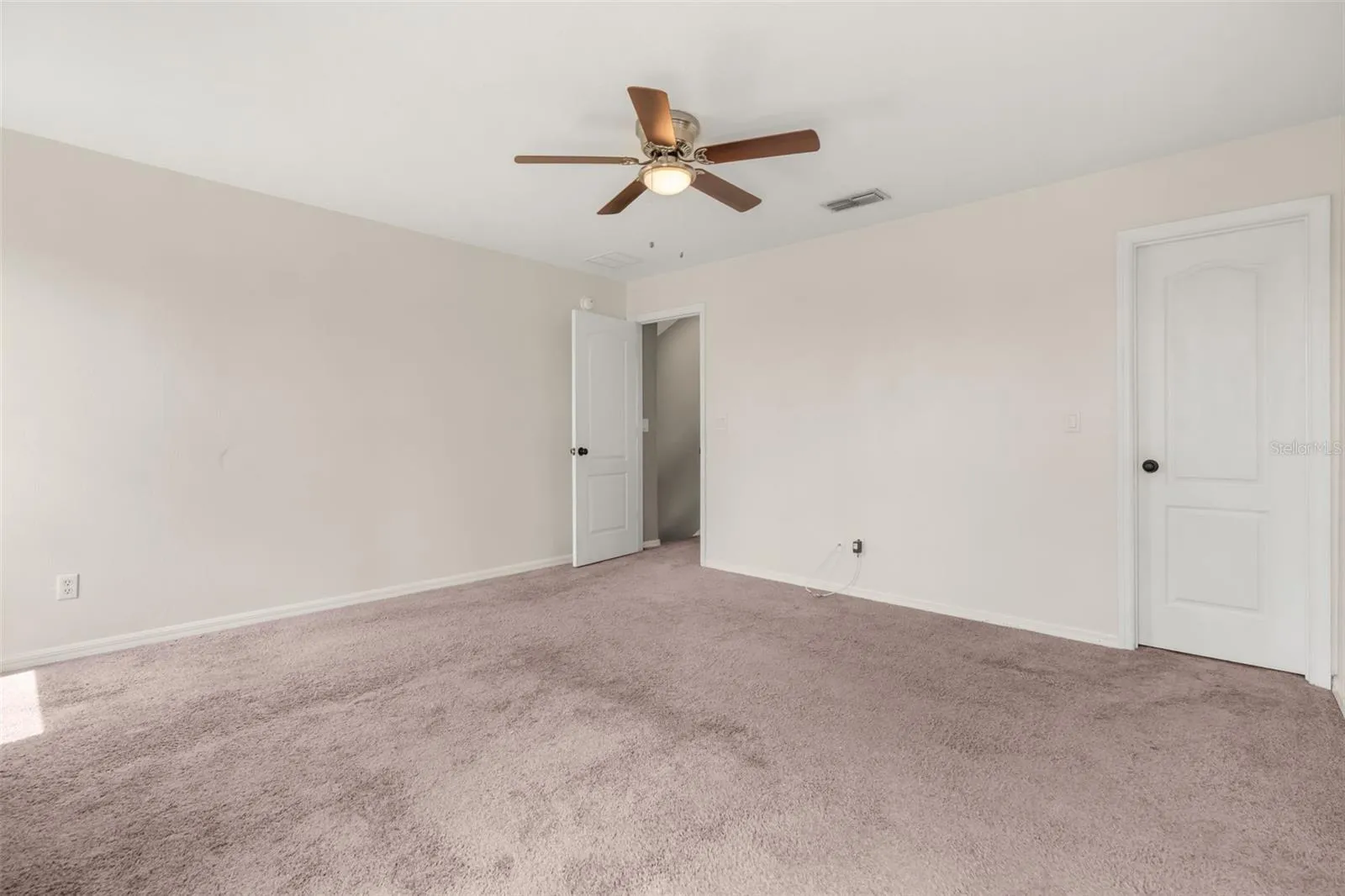 Upstairs Primary Bedroom