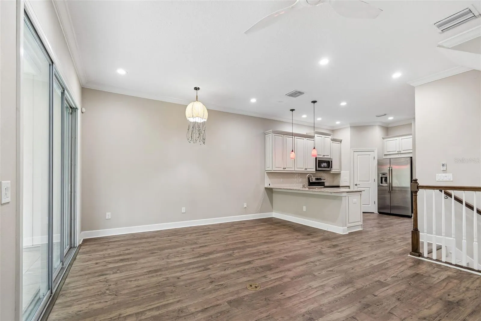 Living Room/Kitchen