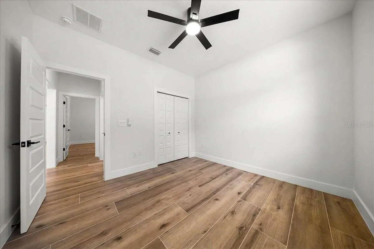 Guest bedroom 1
