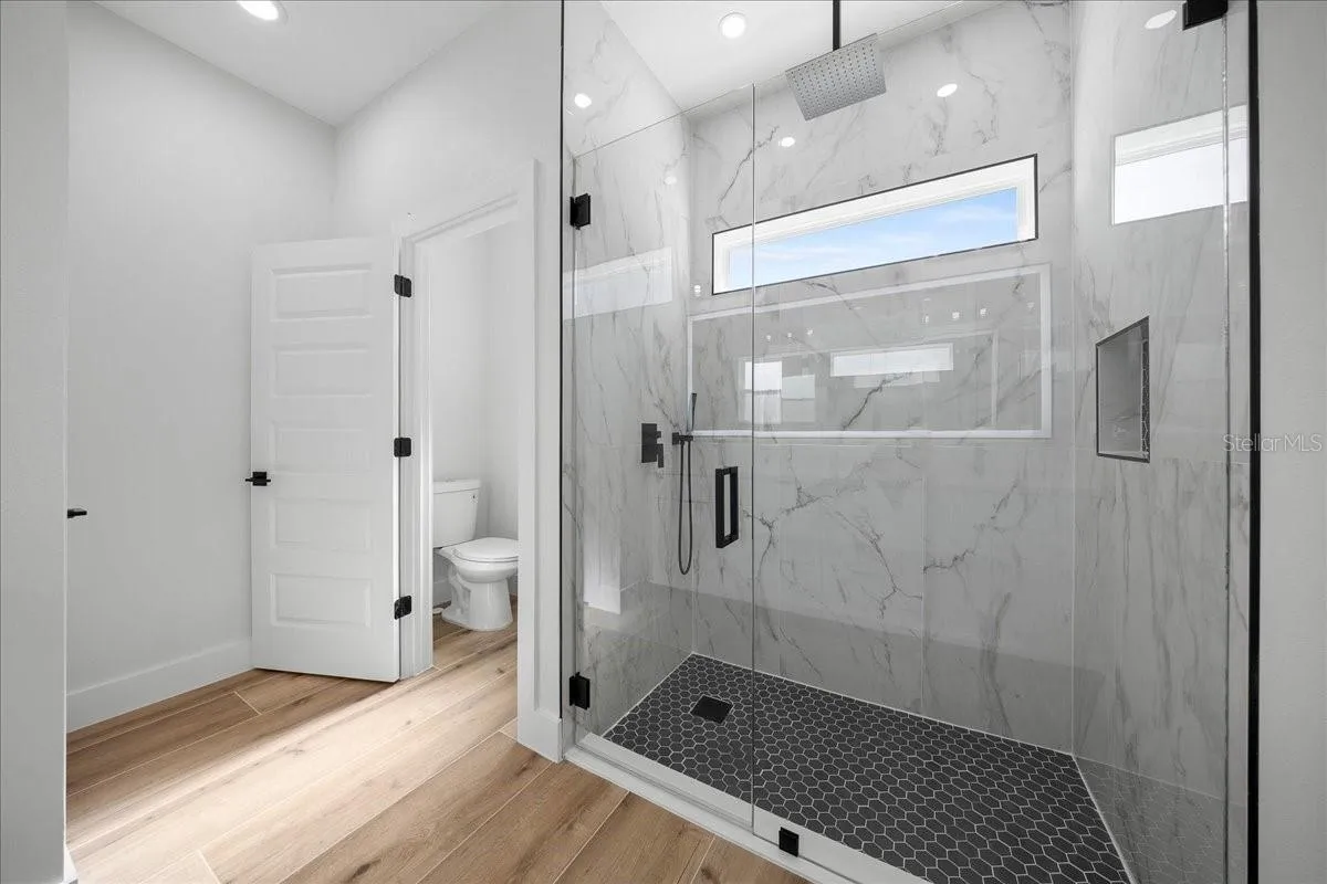 Ensuite Frameless Glass Shower