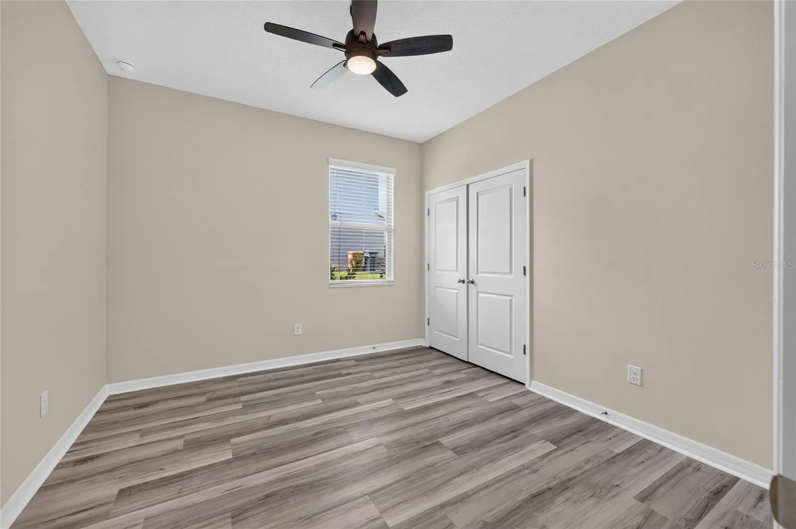Guest bedroom 2