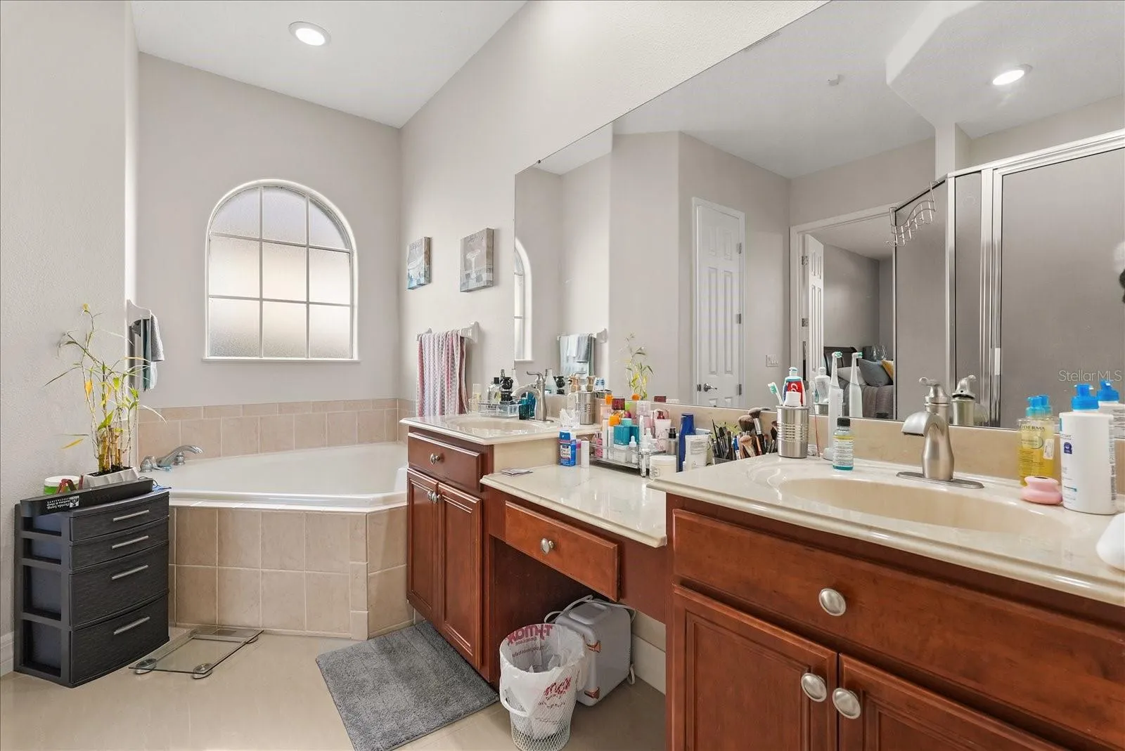 En Suite Bathroom Primary bedroom