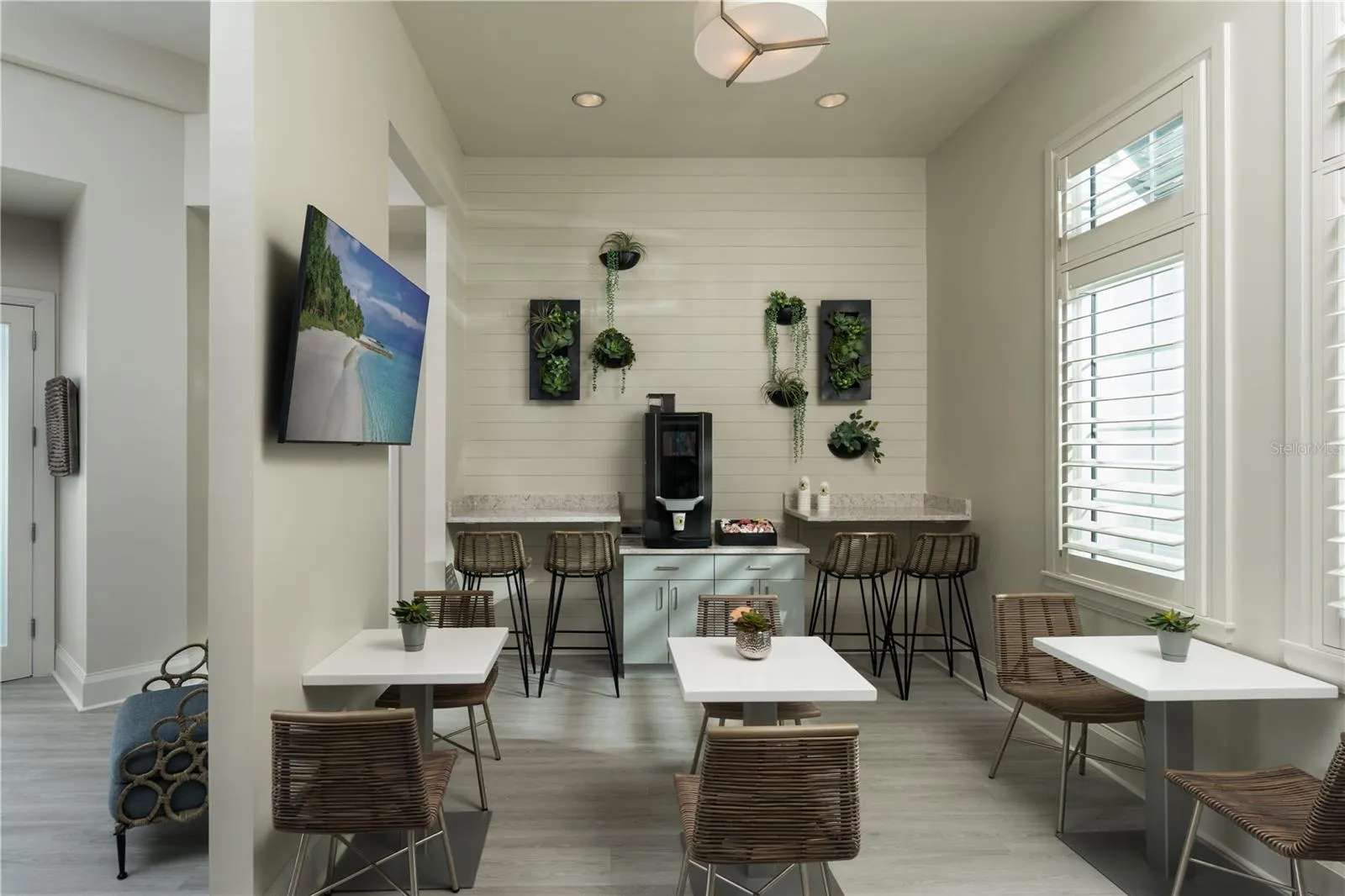 Resident Cafe