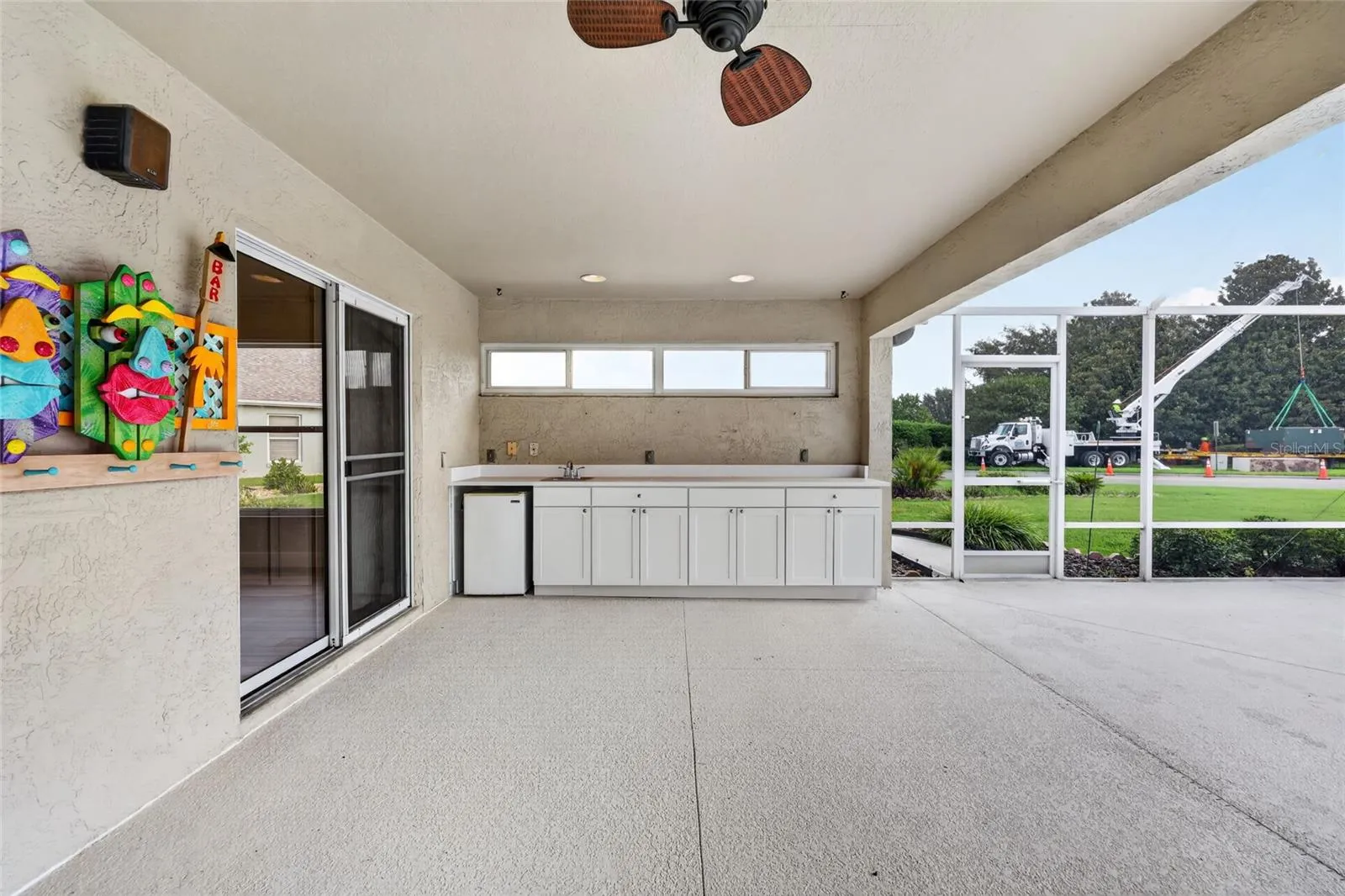 Outdoor Wet Bar