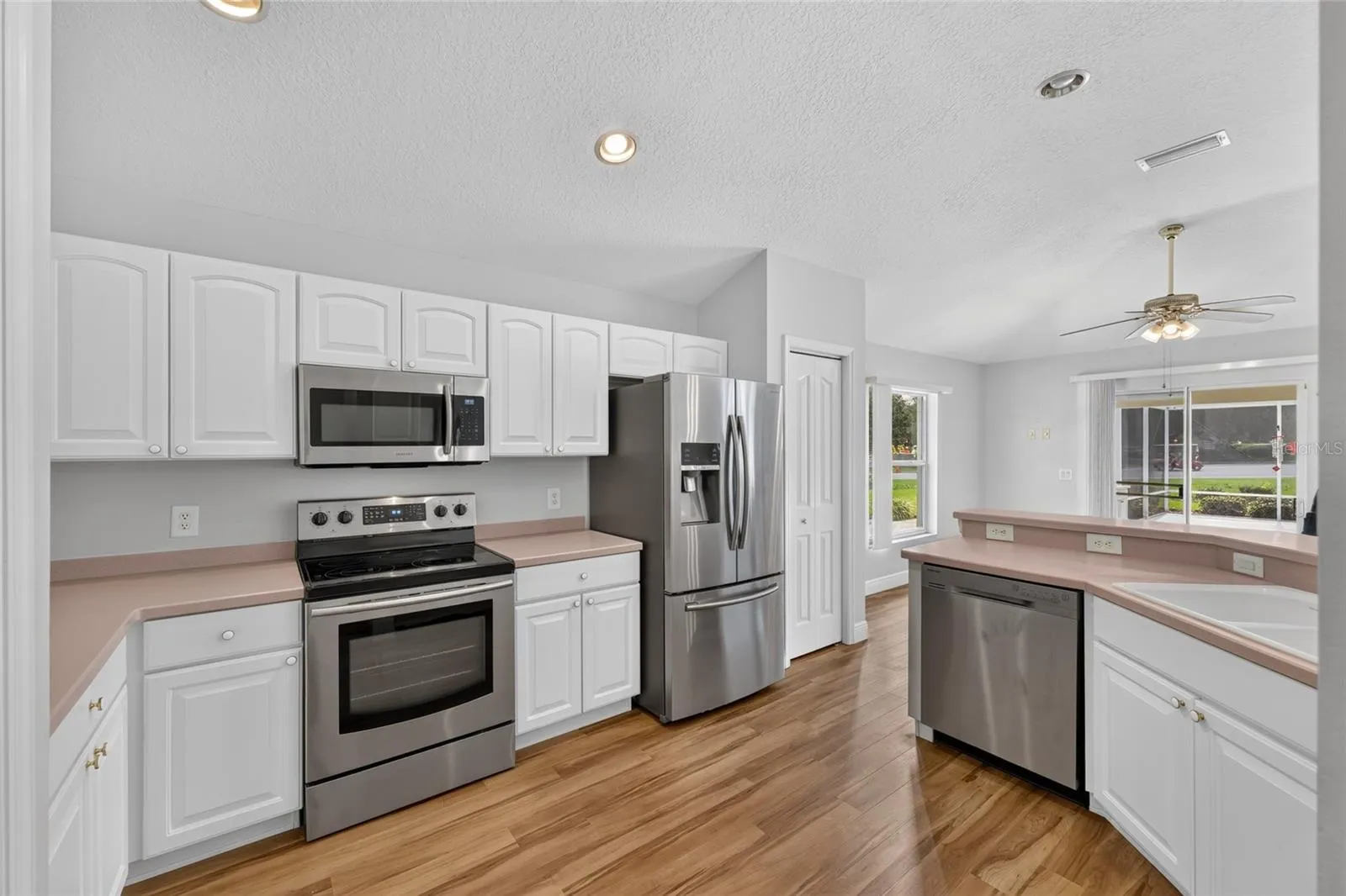 Stainless appliances