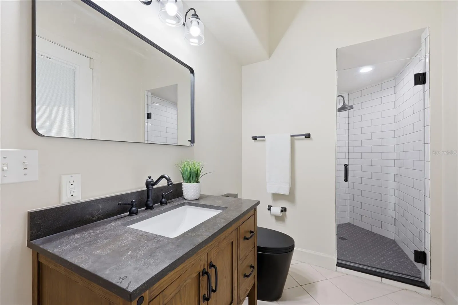 Updated Guest Bathroom