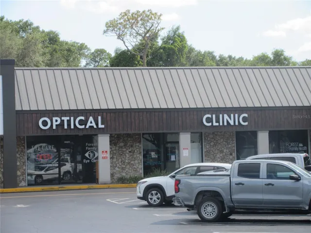 Neighboring Healthcare Offices