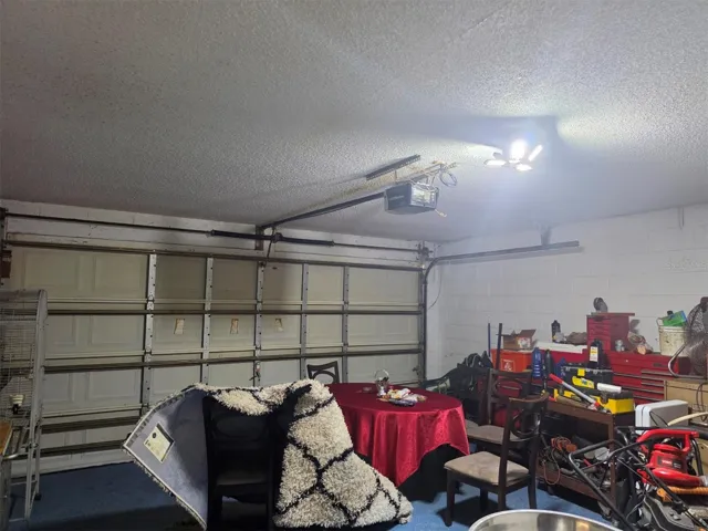 2-Car Garage