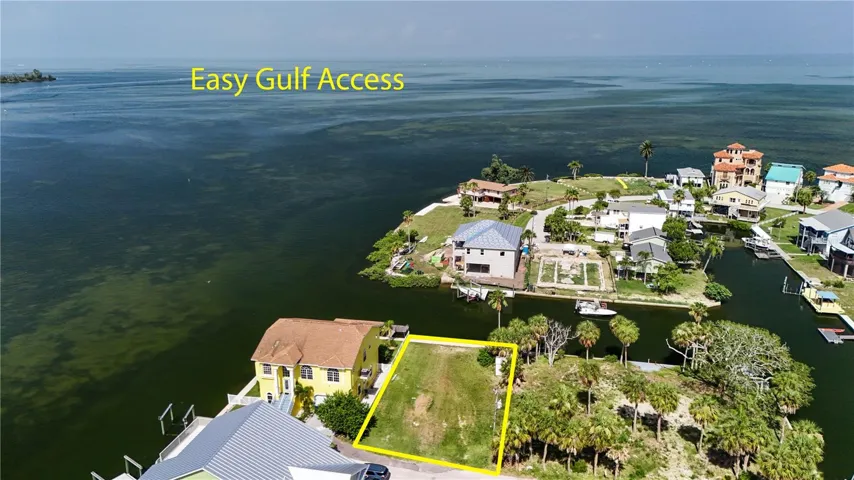 Right turn, right out to the Gulf!