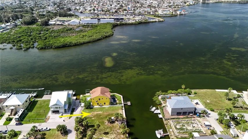 65 feet of waterfront with new seawall