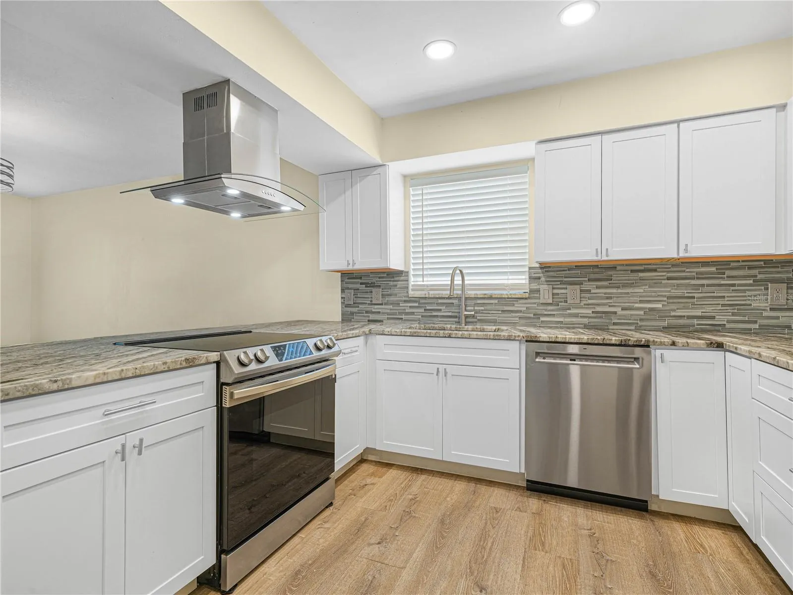 3573 Raintree Cir, Lakeland, Florida 33803 — photo 10