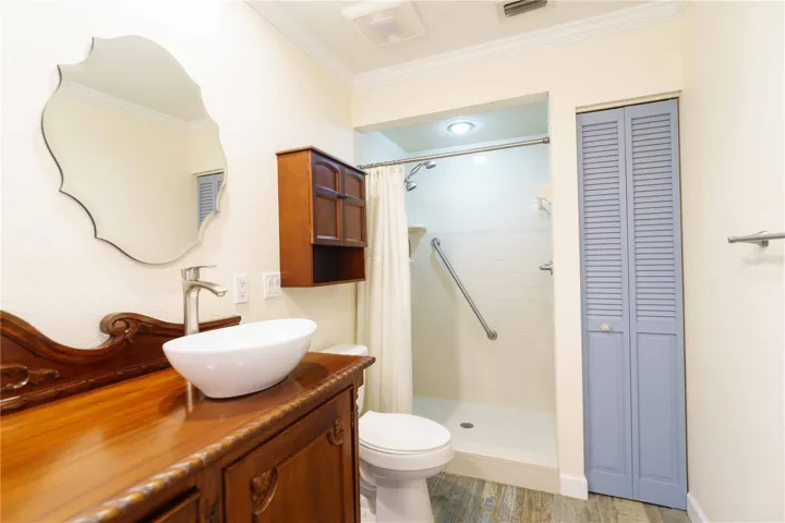 Primary bath