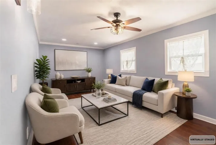 Virtually staged bonus/flex room