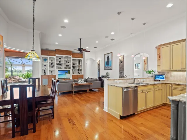 Kitchen, eating area, great room