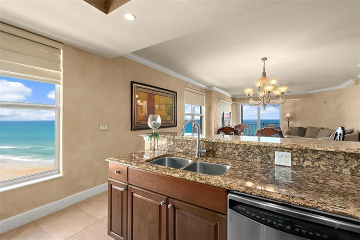 Double tiered island with ocean views