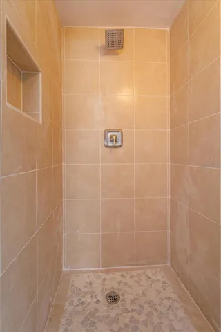 pool shower