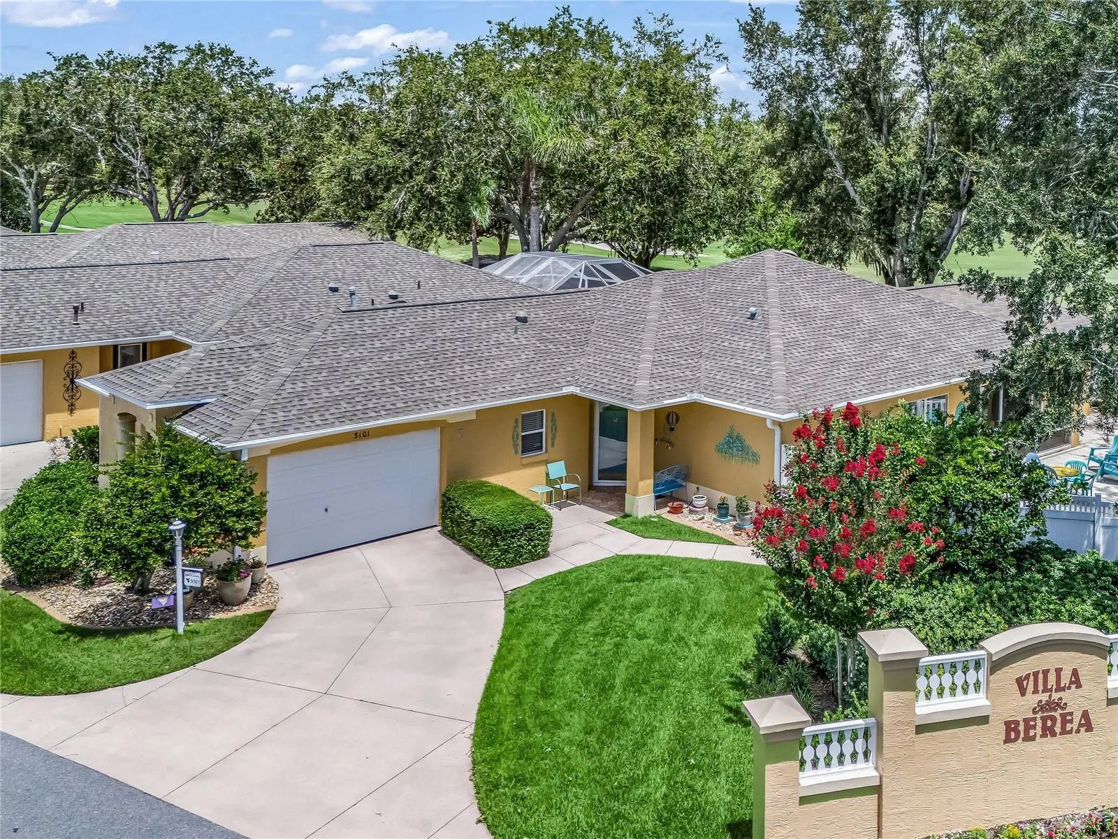 PANORAMIC GOLF VIEWS - GLENVIEW CHAMPIONSHIP GOLF COURSE