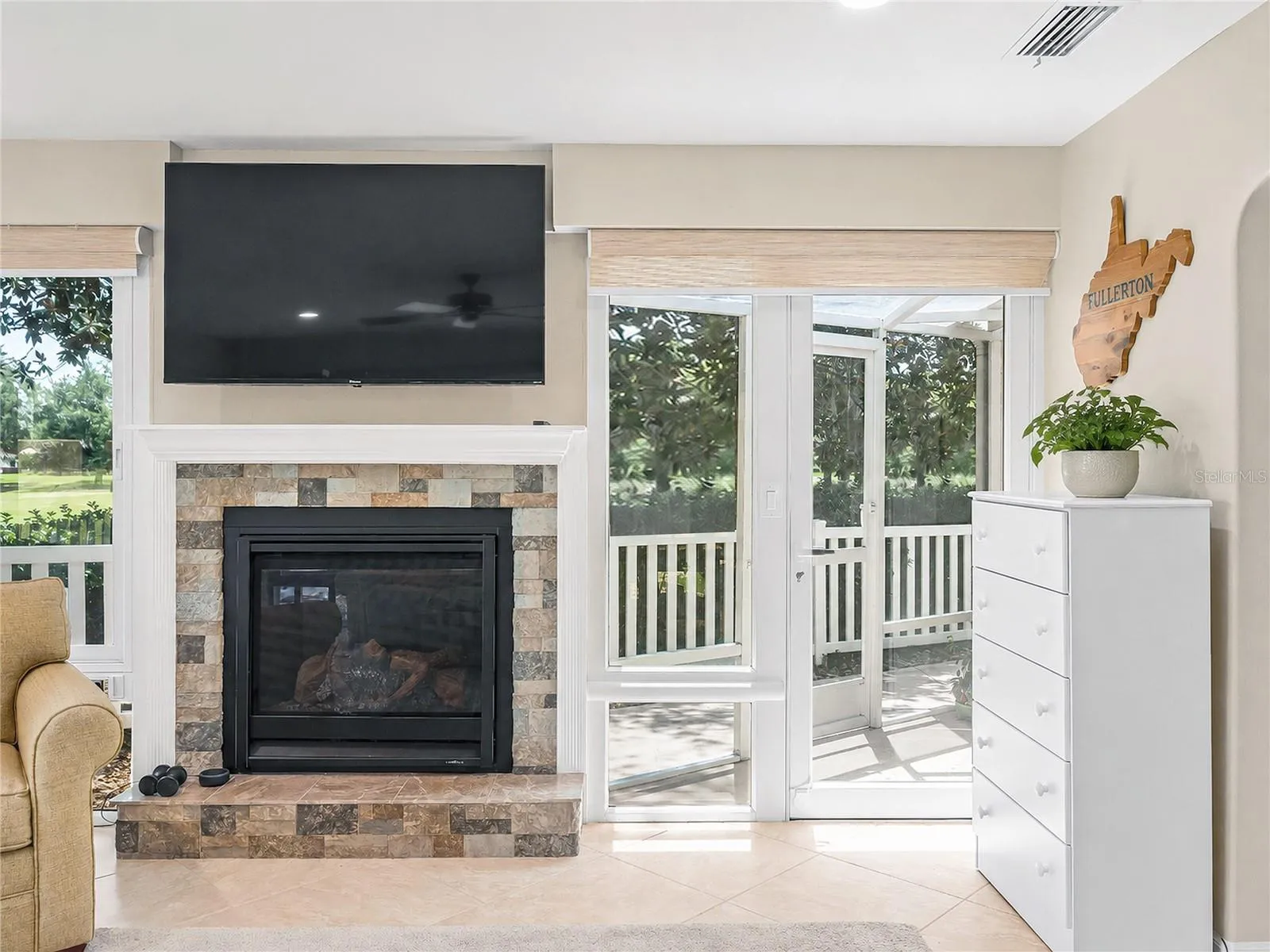 HUGE SUNROOM with GAS FIREPLACE - STUNNING VIEWS!!