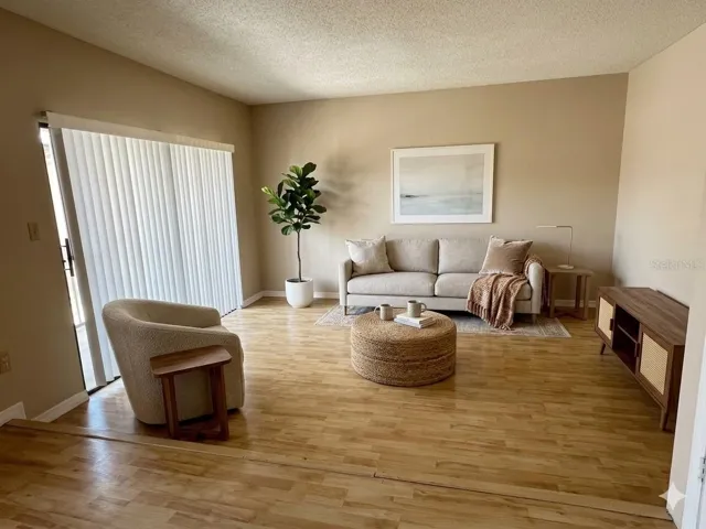 virtual staged