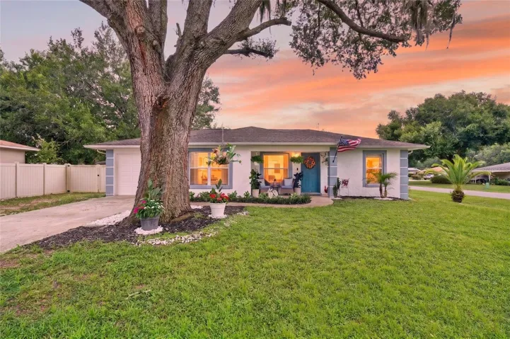3/2 Block Home on Corner Lot!