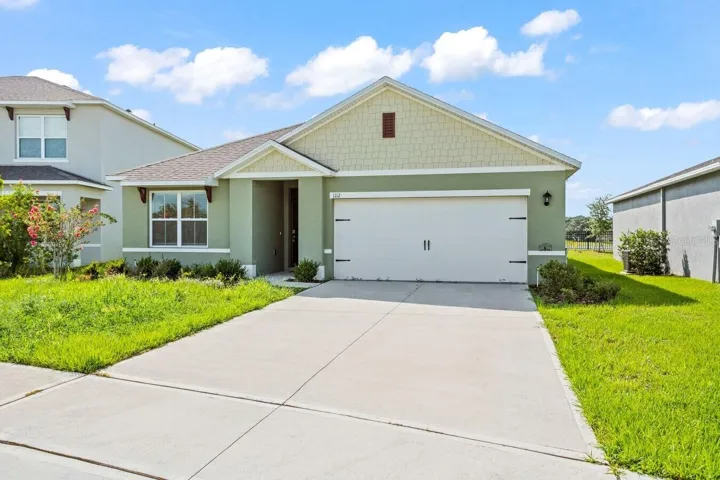 1112 Fox Path RD