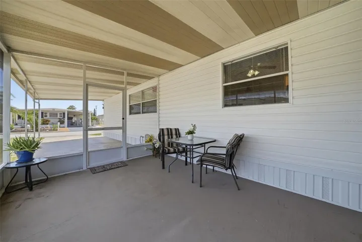 Carport and lanai