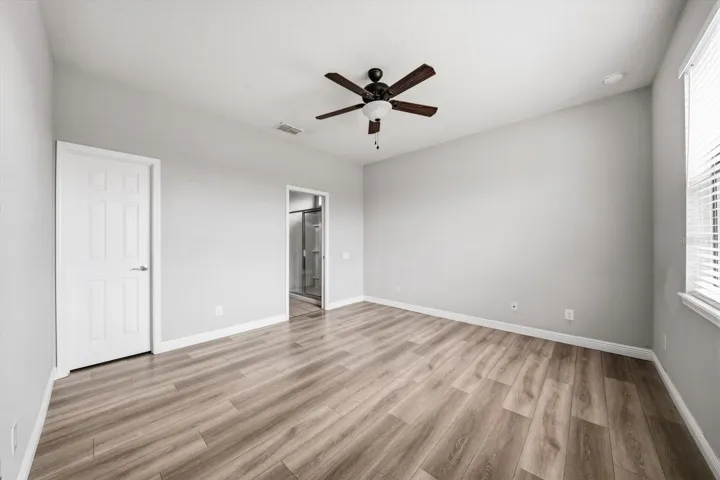 Primary suite