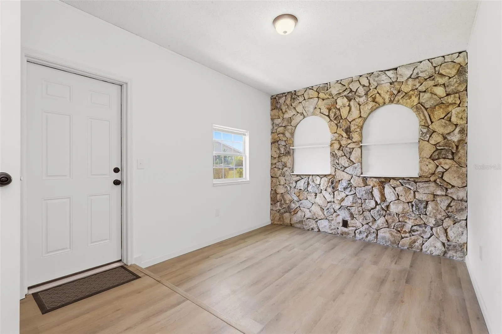 Bonus Room / Mud Room