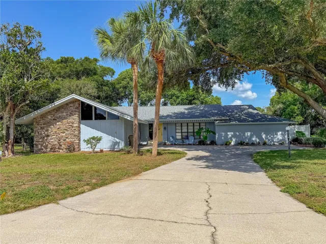 Front of 34007 Sabal Way