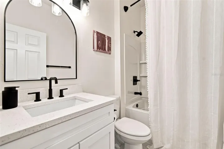 Main Floor Full Bathroom