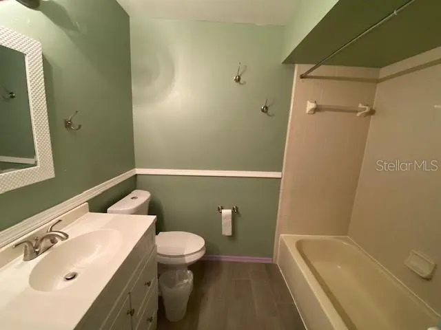 Second Floor Main Bathroom. Tub and Shower Combo.