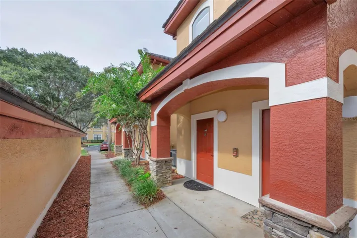 Gorgeous Large THREE Bedroom/Two Full Bath Condo
