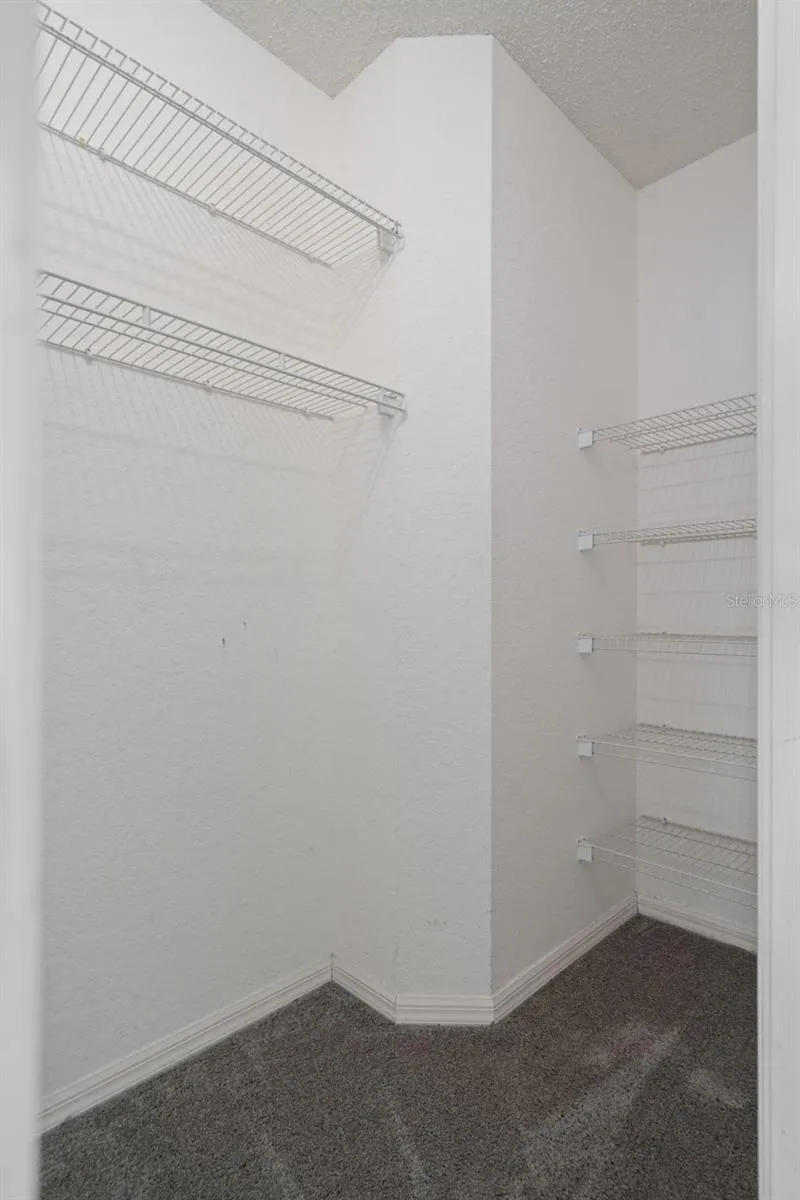 Walk in closet 1