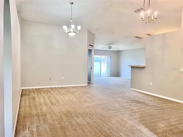 Living room/ Dining room