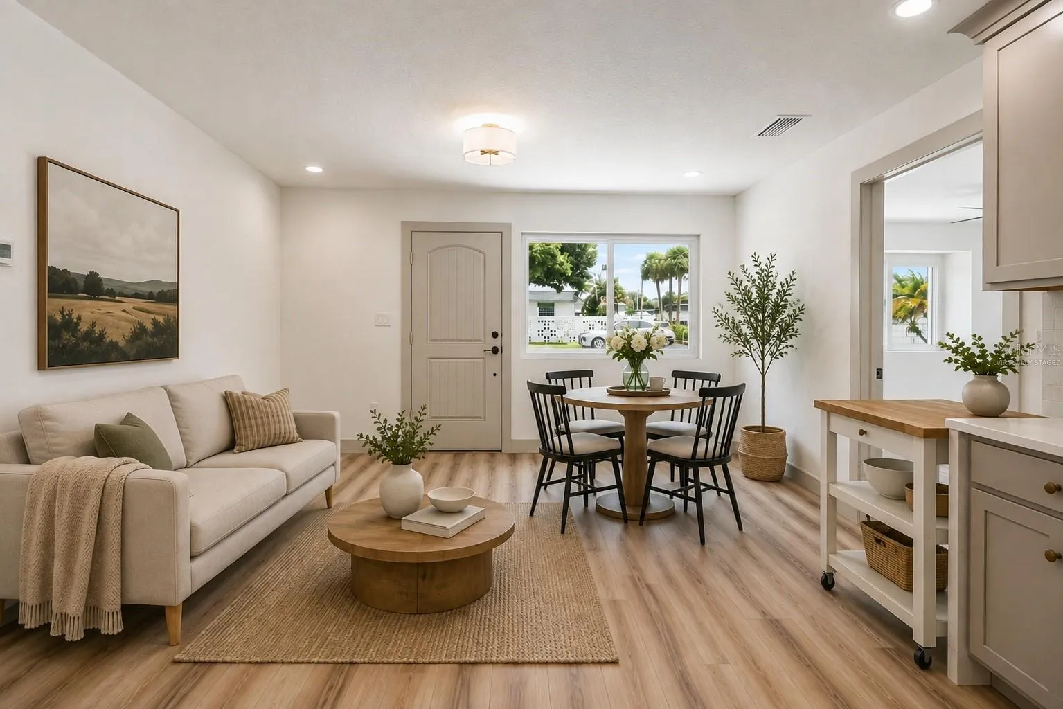 Virtually Staged, Great Room.