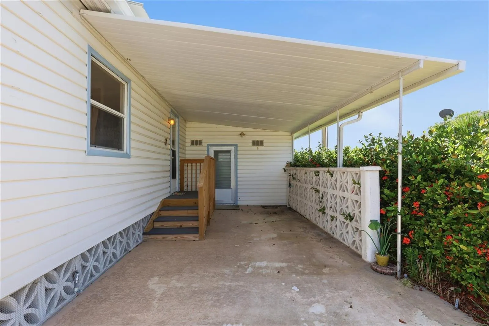 Carport
