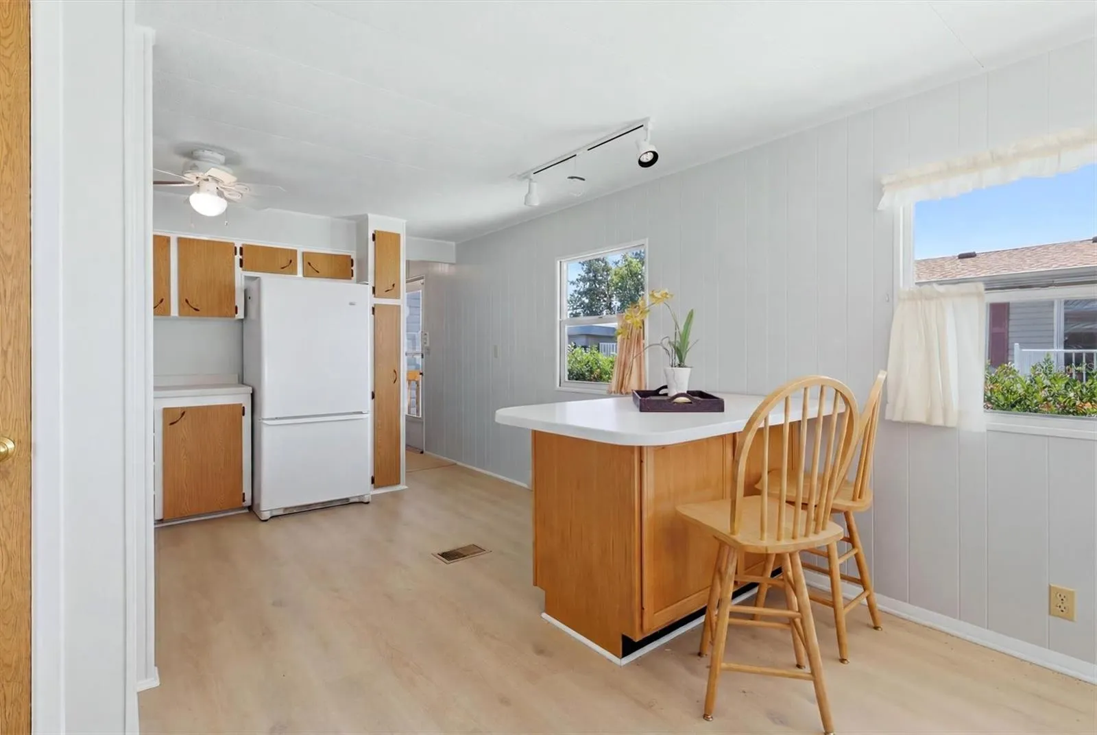 Kitchen/Island