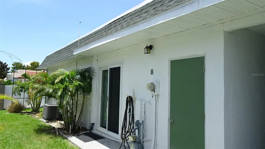 Rear yard, access to laundry room