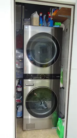 Full Size Stackable. Bolted together with a kit.