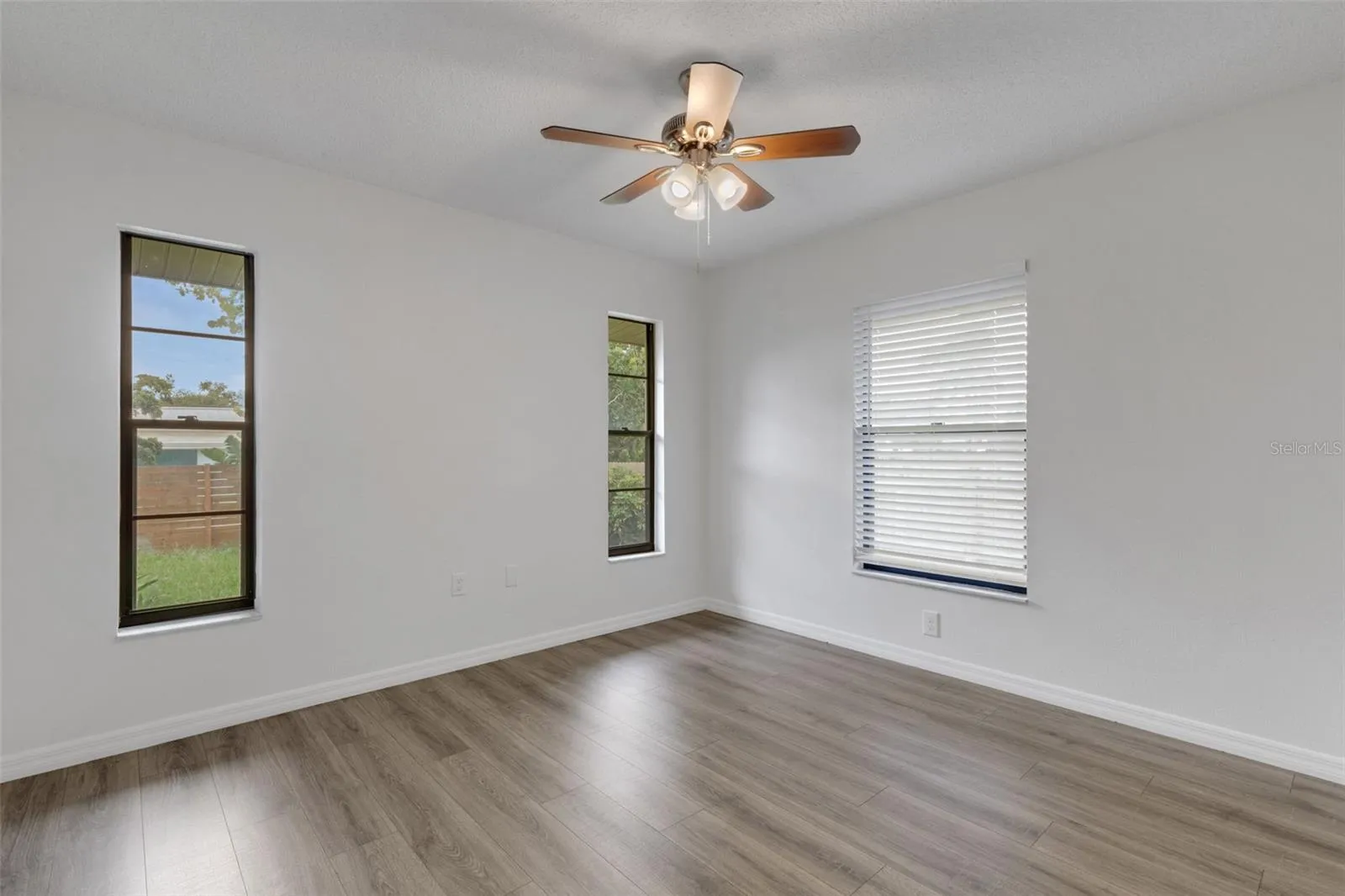 Guest bedroom 1