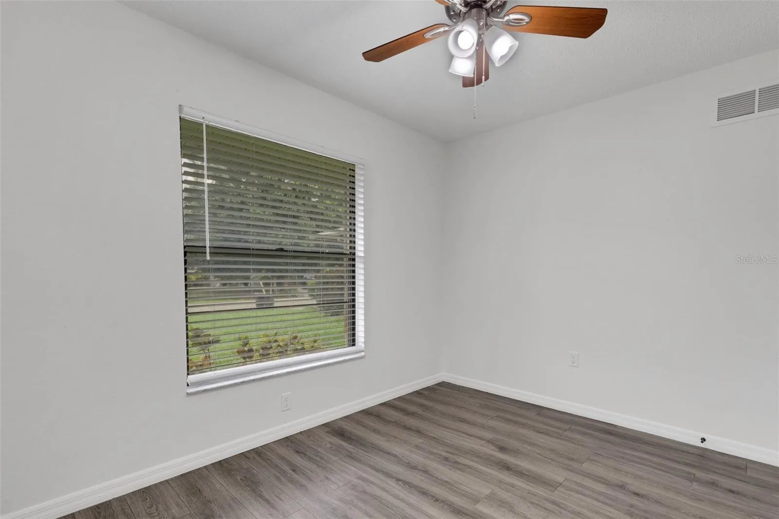 front guest bedroom 2