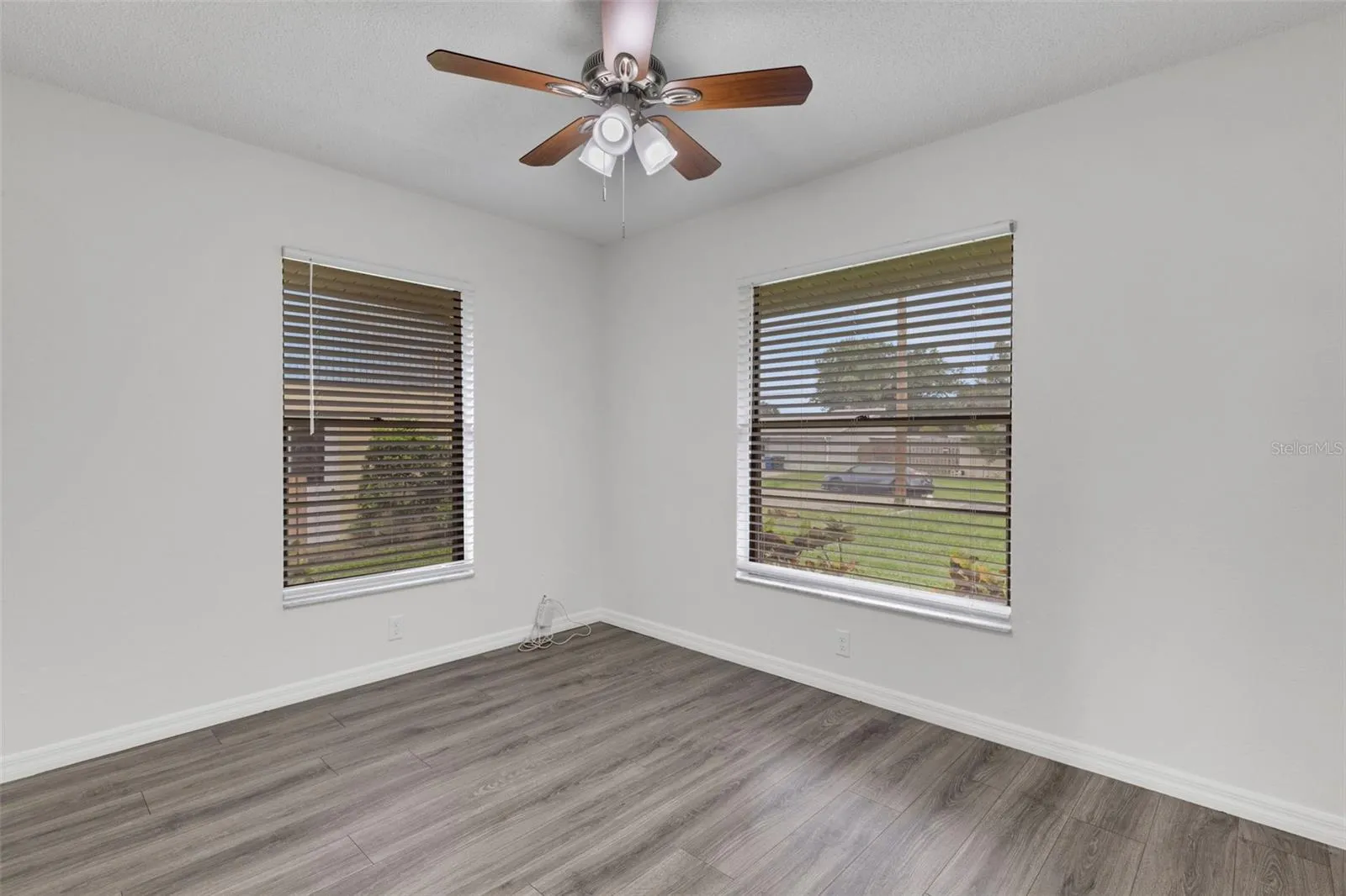 Guest bedroom 1