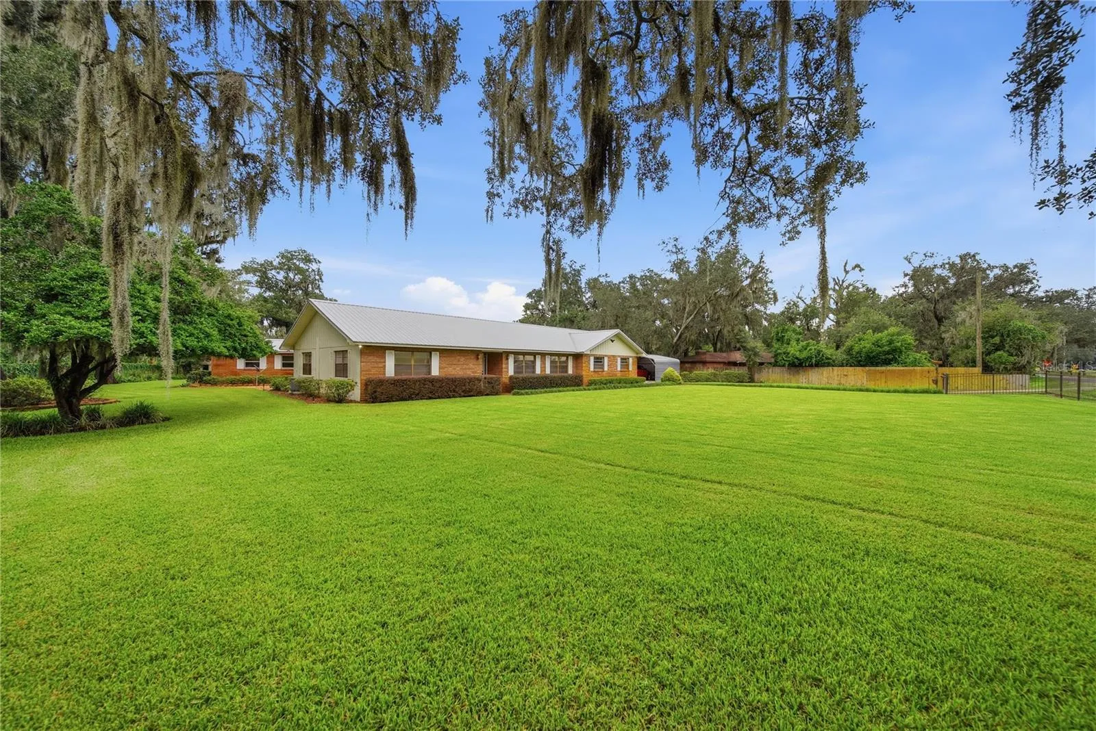 3704 Thonotosassa Rd, Plant City, Florida 33565 — photo 52