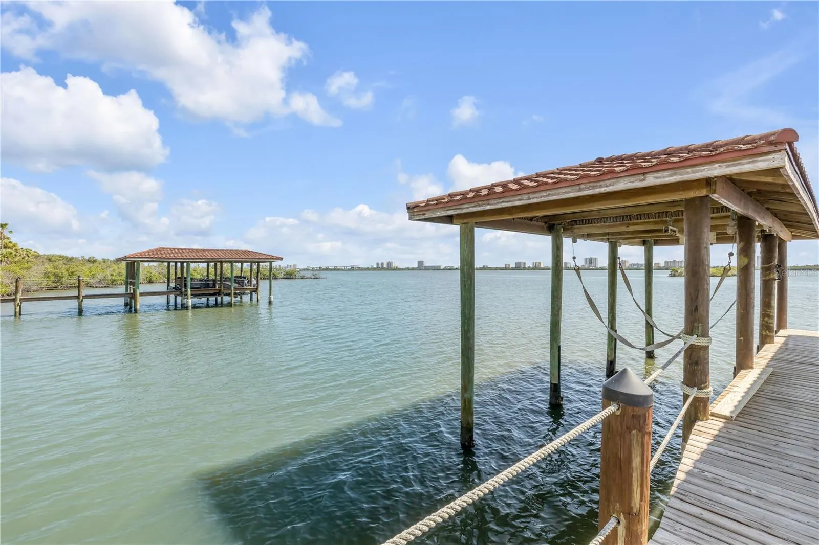 Water is approx 3 feet deep at the dock