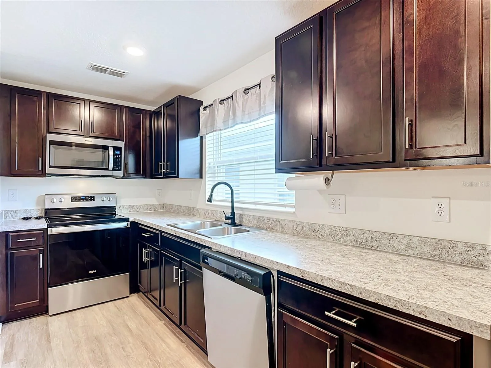 Spaciious kitchen