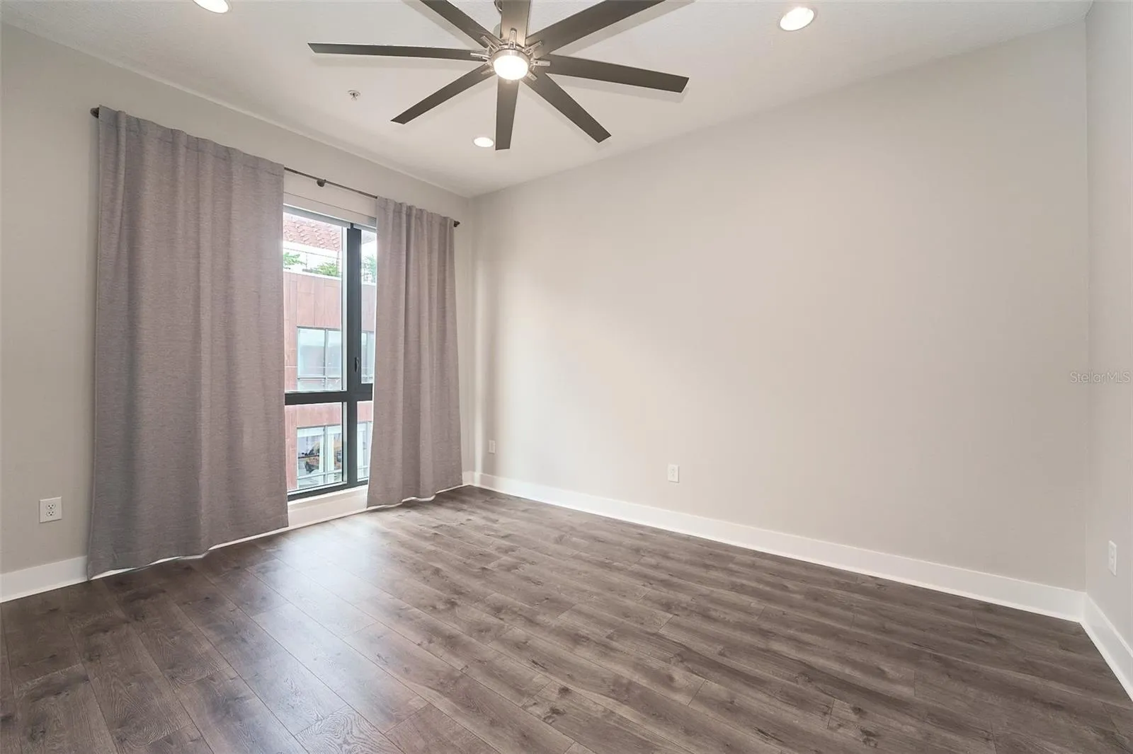 3rd floor Primary bedroom