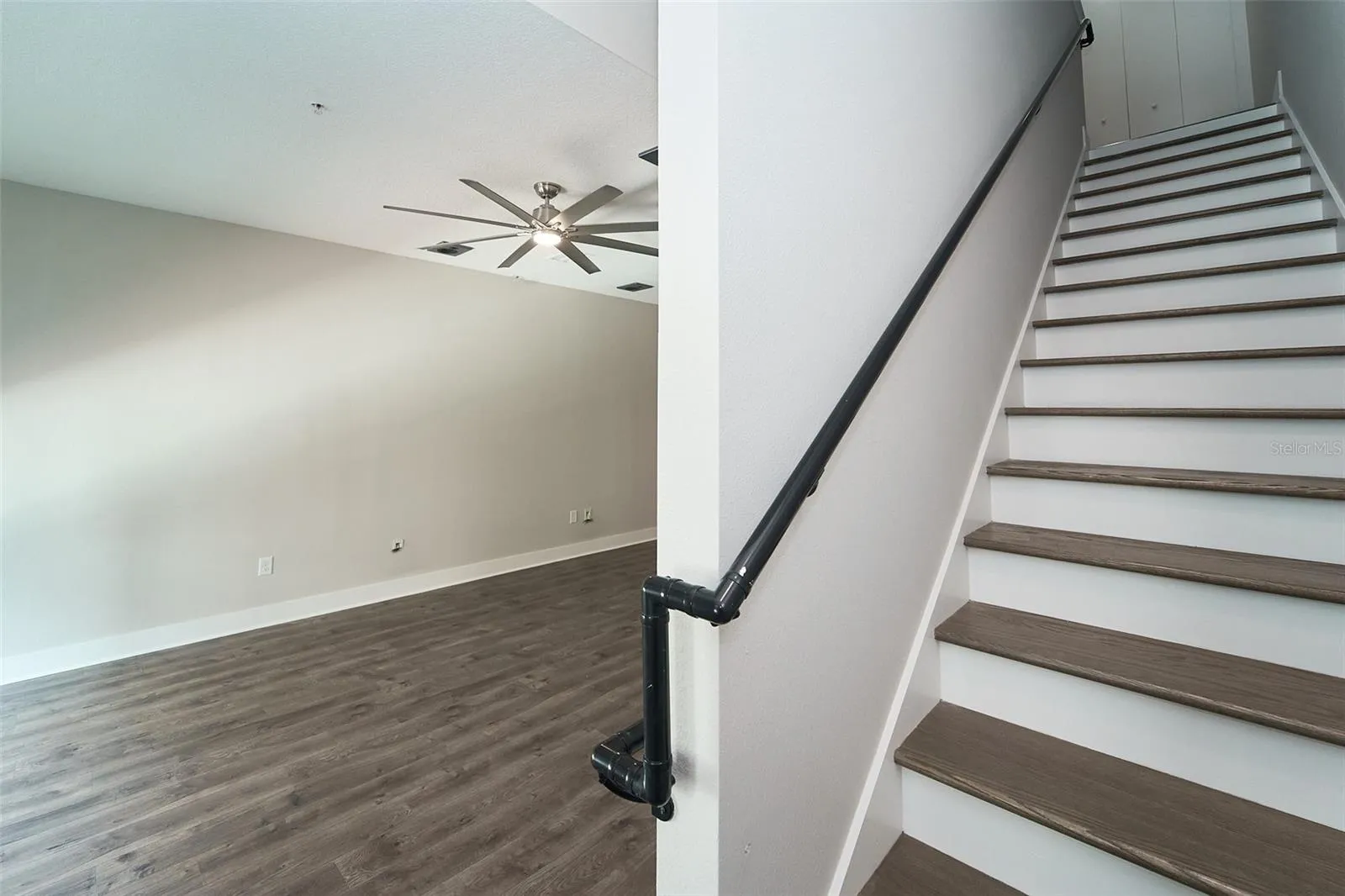 staircase going to the 3rd floor